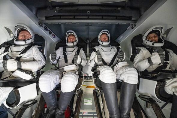 nasa-astronauts-experience-growth-health-changes