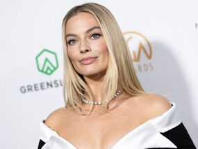 Barbie boost Margot Robbie net worth 