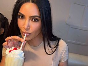 kim-kardashian-mystery-man-photo