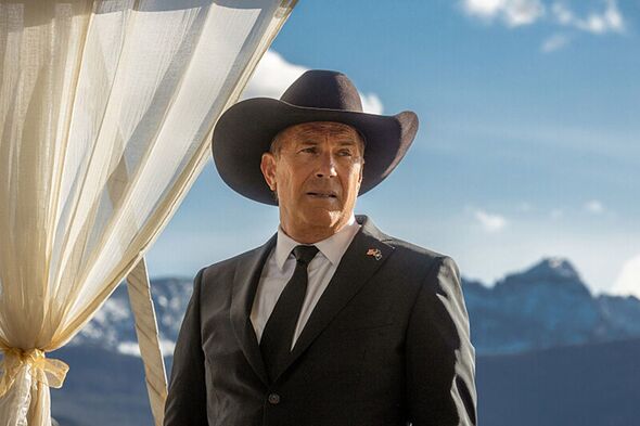 Kevin Costner John Dutton