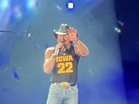 Tim McGraw Caitlin Clark jersey