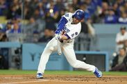 Los Angeles Dodgers Max Muncy torpedo bat